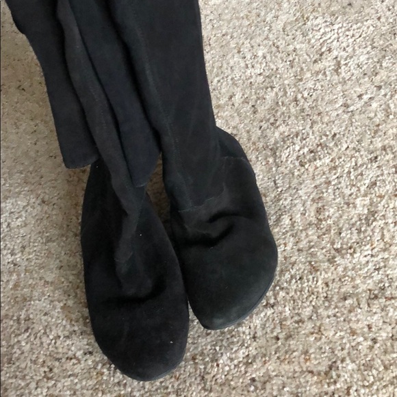 Tall Black faux suede boots - Picture 4 of 4